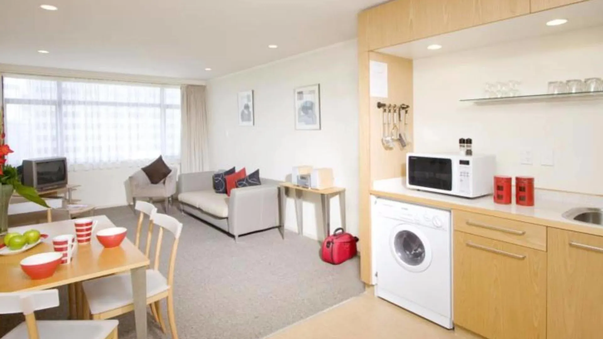 Quest On Johnston Serviced Apartments Wellington Aparthotel